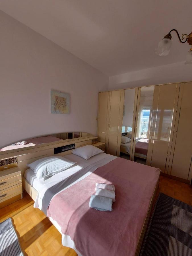 Apartments By The Sea Duce, Omis - 2731 Dugi Rat Exterior photo
